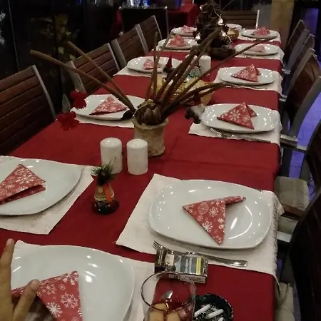 Gizem Special Class 3* Side